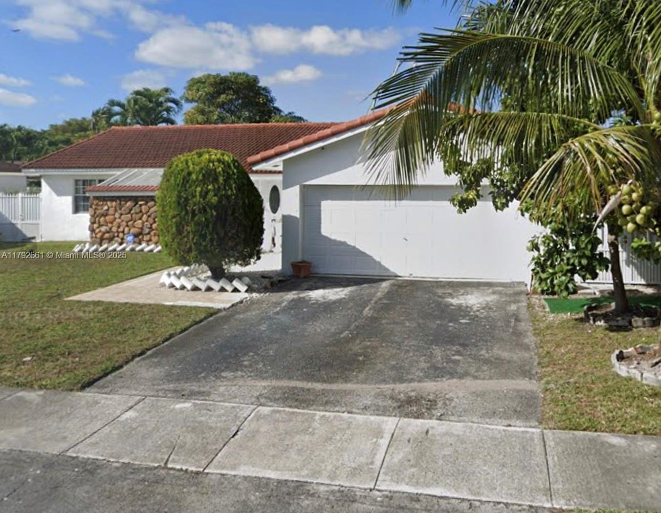 Property for Sale at 4904 Sw 140th Ct, Miami, Broward County, Florida - Bedrooms: 5 
Bathrooms: 3  - $745,000