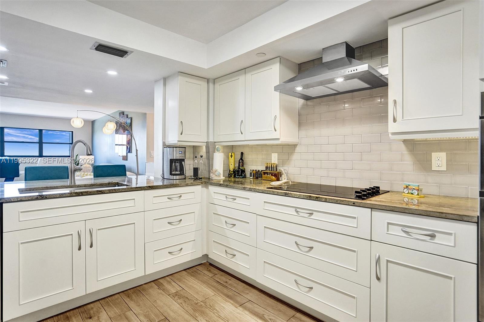 TOWER PORTSMOUTH AT PORT - Residential