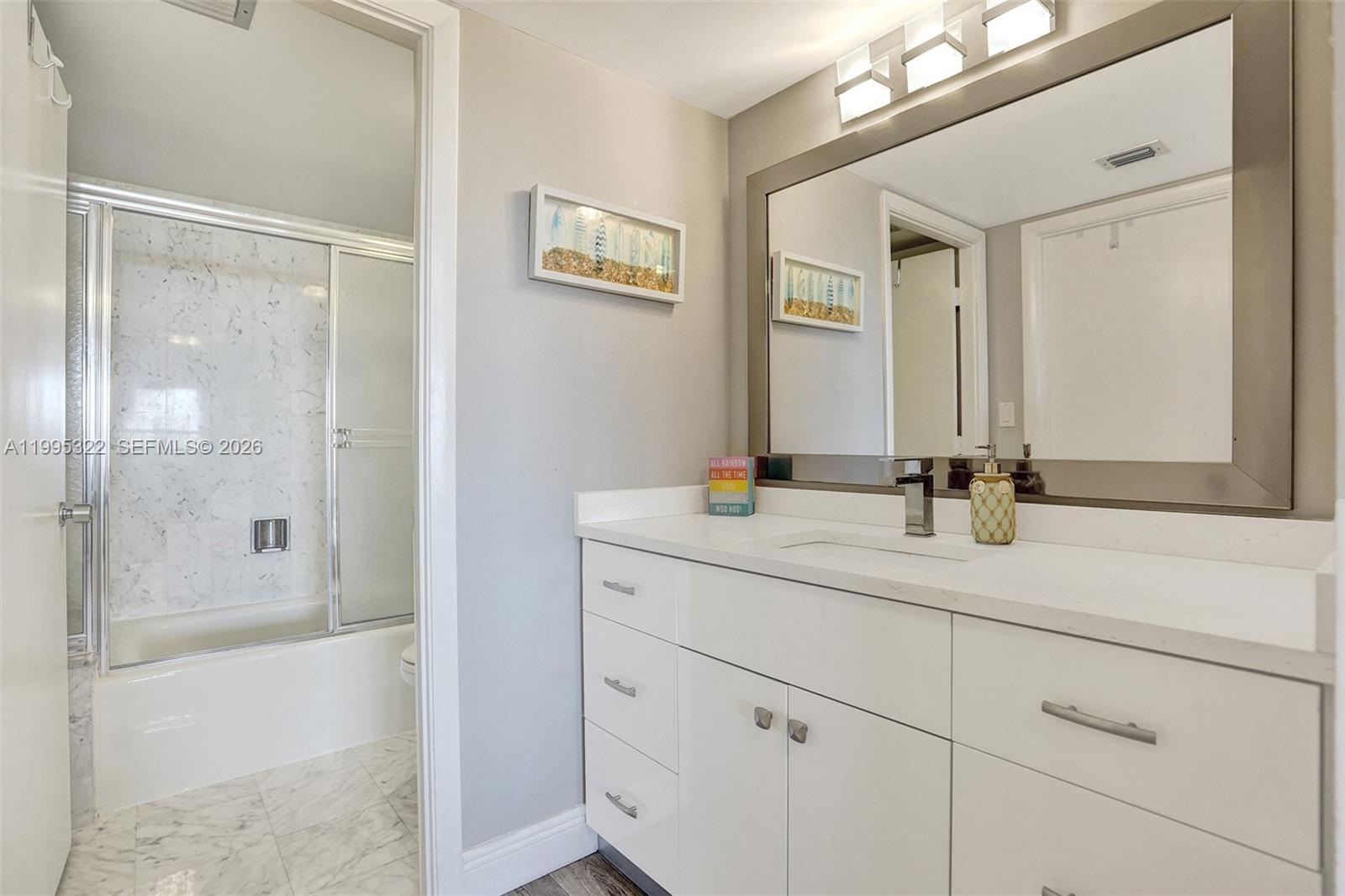 TOWER PORTSMOUTH AT PORT - Residential