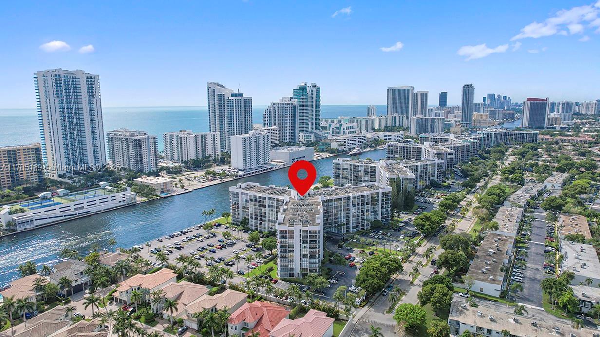 Rental Property at 1000 Parkview Dr 115, Hallandale Beach, Broward County, Florida - Bedrooms: 1 
Bathrooms: 2  - $1,800 MO.