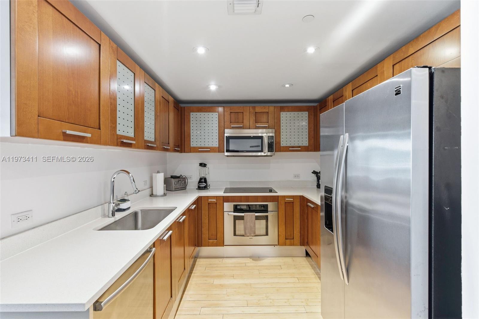 OCEAN FIVE CONDO - Residential