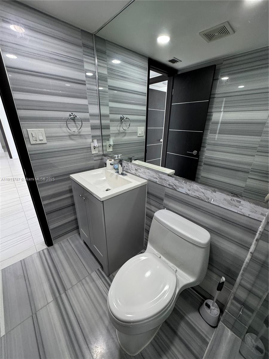 WATERVIEW CONDO - Residential