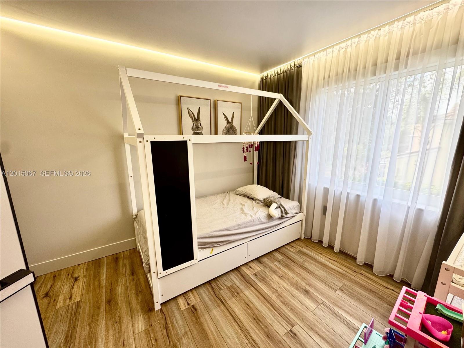 WEST LAKE VILLAGE PLAT - Residential
