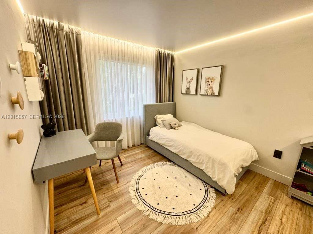 WEST LAKE VILLAGE PLAT - Residential