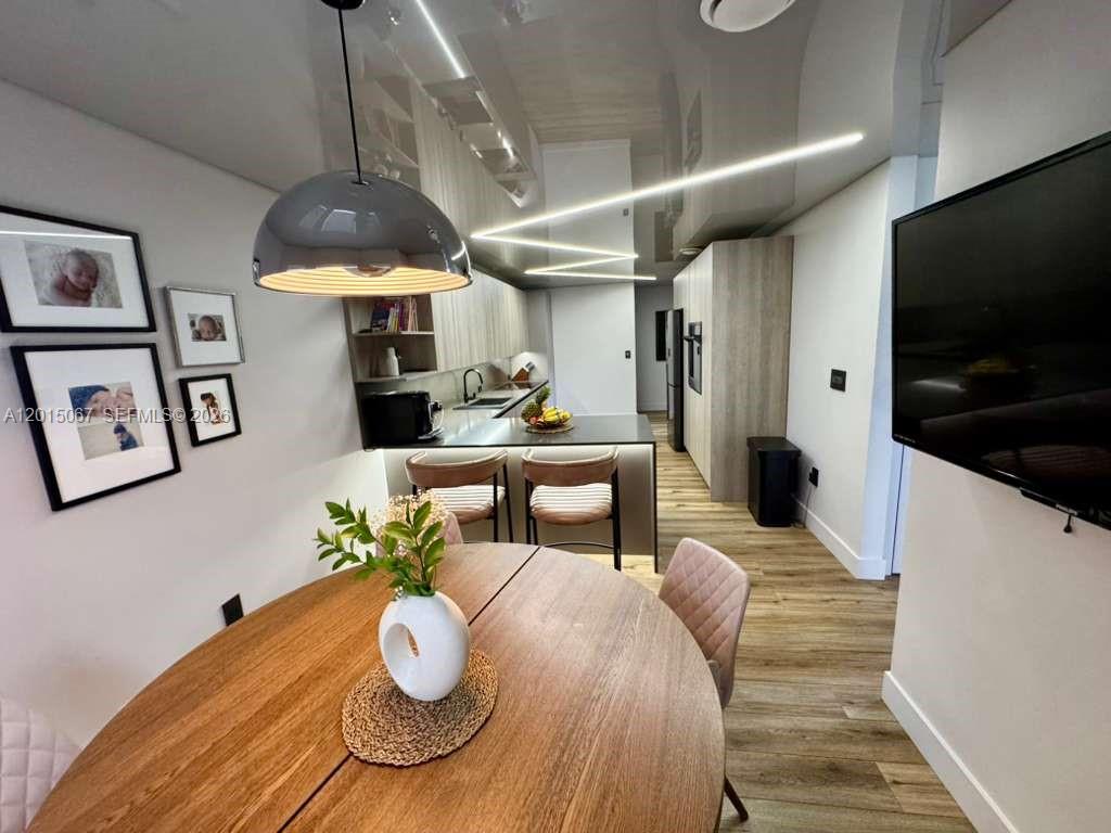 WEST LAKE VILLAGE PLAT - Residential