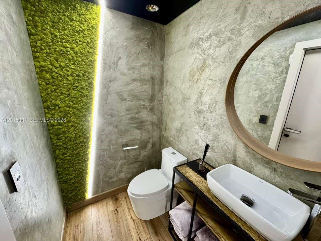 WEST LAKE VILLAGE PLAT - Residential