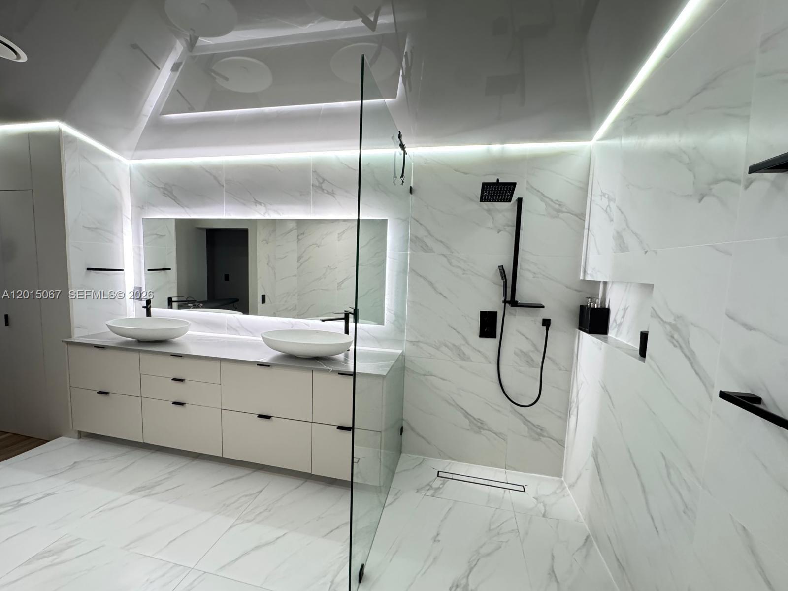 WEST LAKE VILLAGE PLAT - Residential