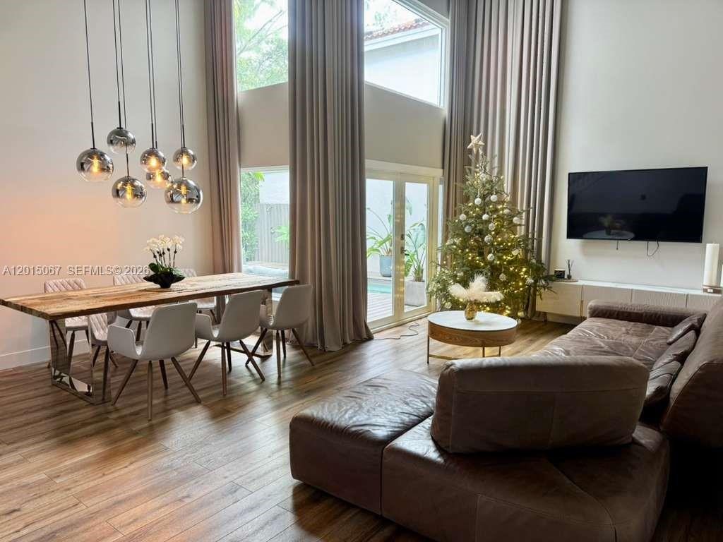 WEST LAKE VILLAGE PLAT - Residential