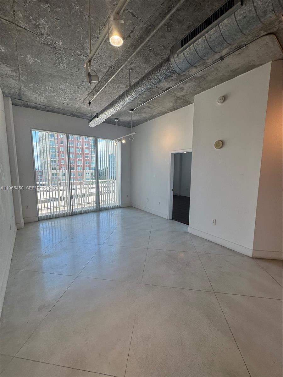 2001 Biscayne Blvd 2621