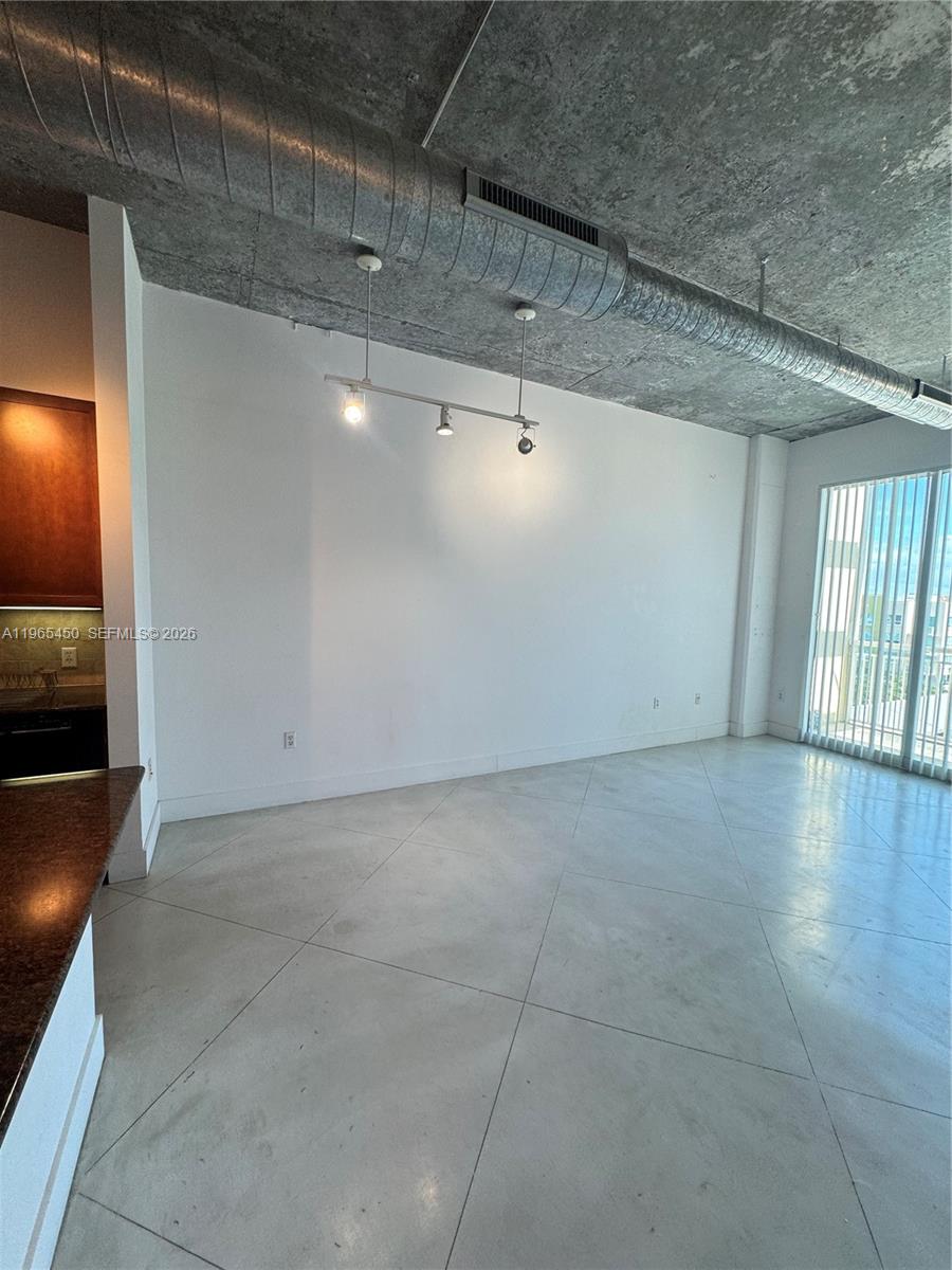 2001 Biscayne Blvd 2621