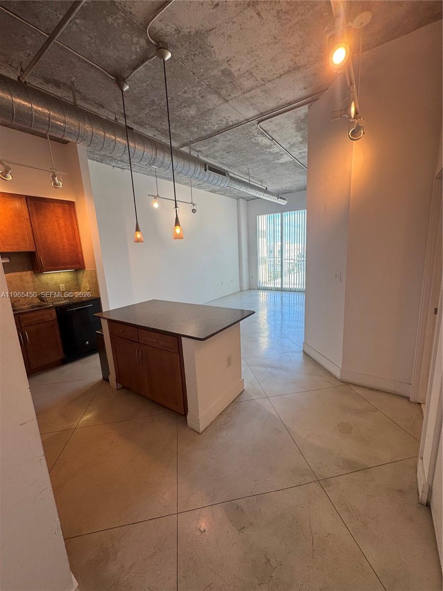 2001 Biscayne Blvd 2621