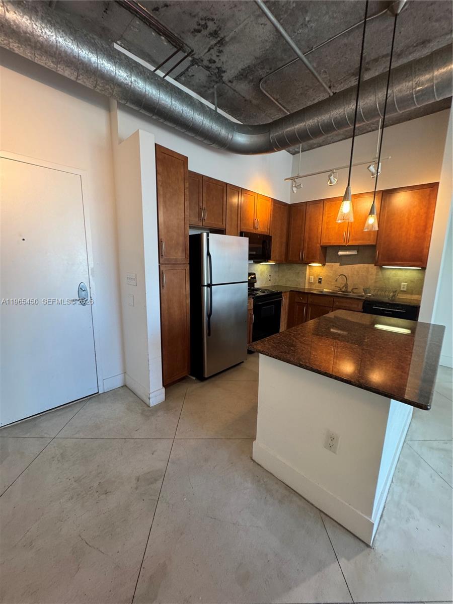 2001 Biscayne Blvd 2621