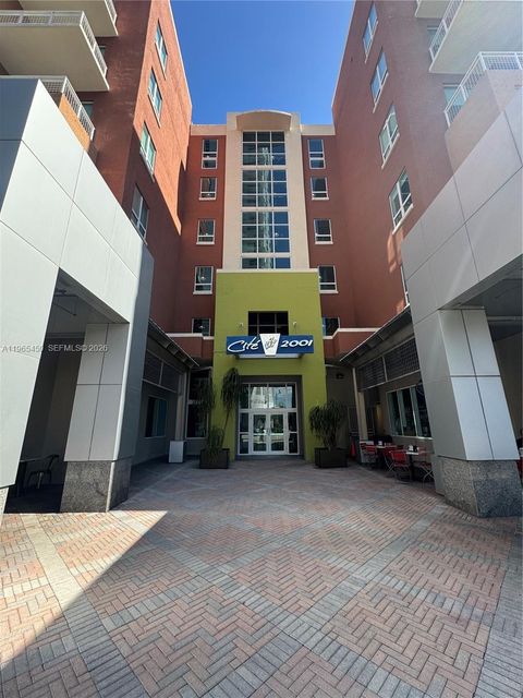 2001 Biscayne Blvd 2621 Miami FL 33137