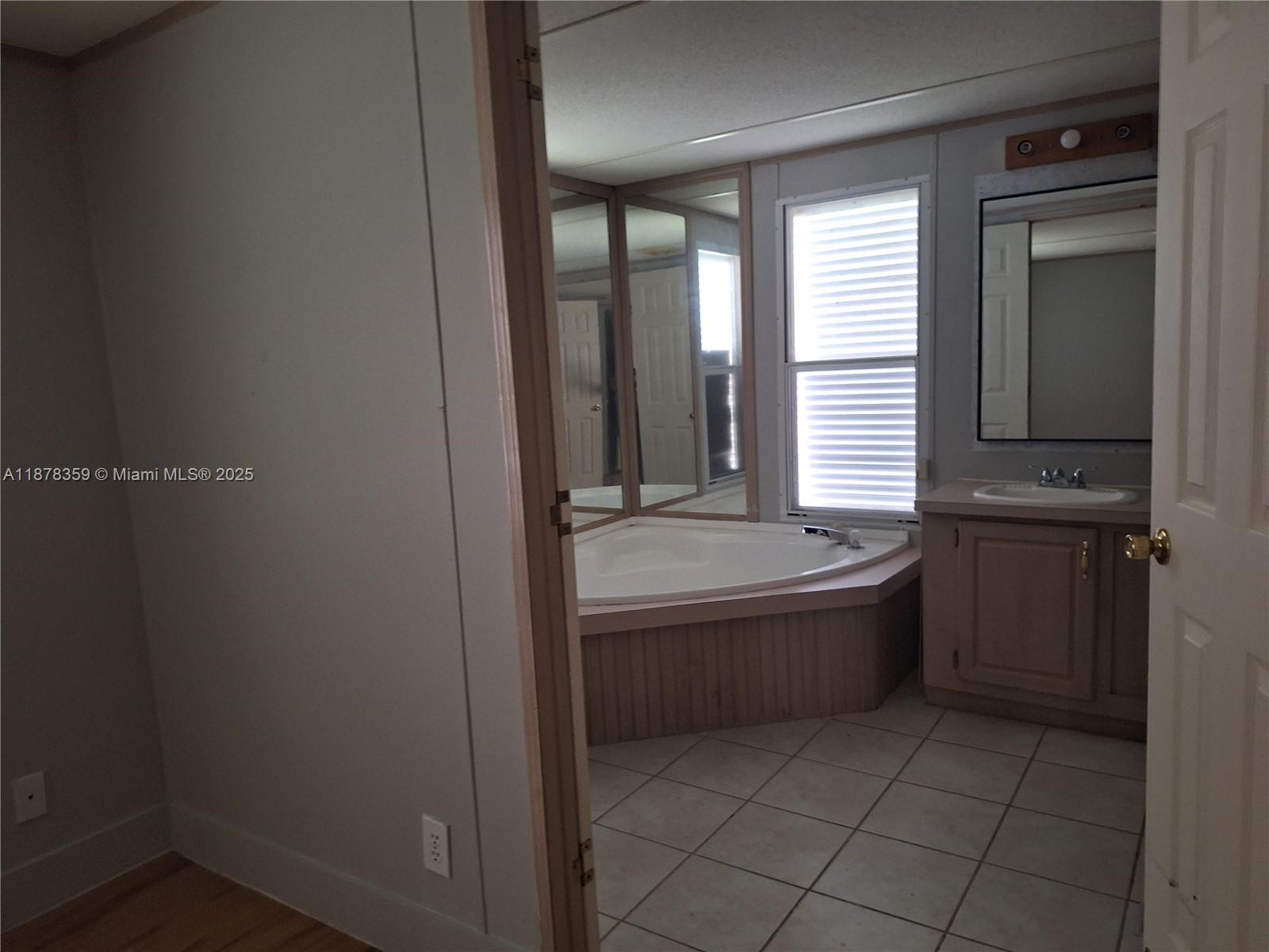 GATEWAY WEST CONDO - Residential