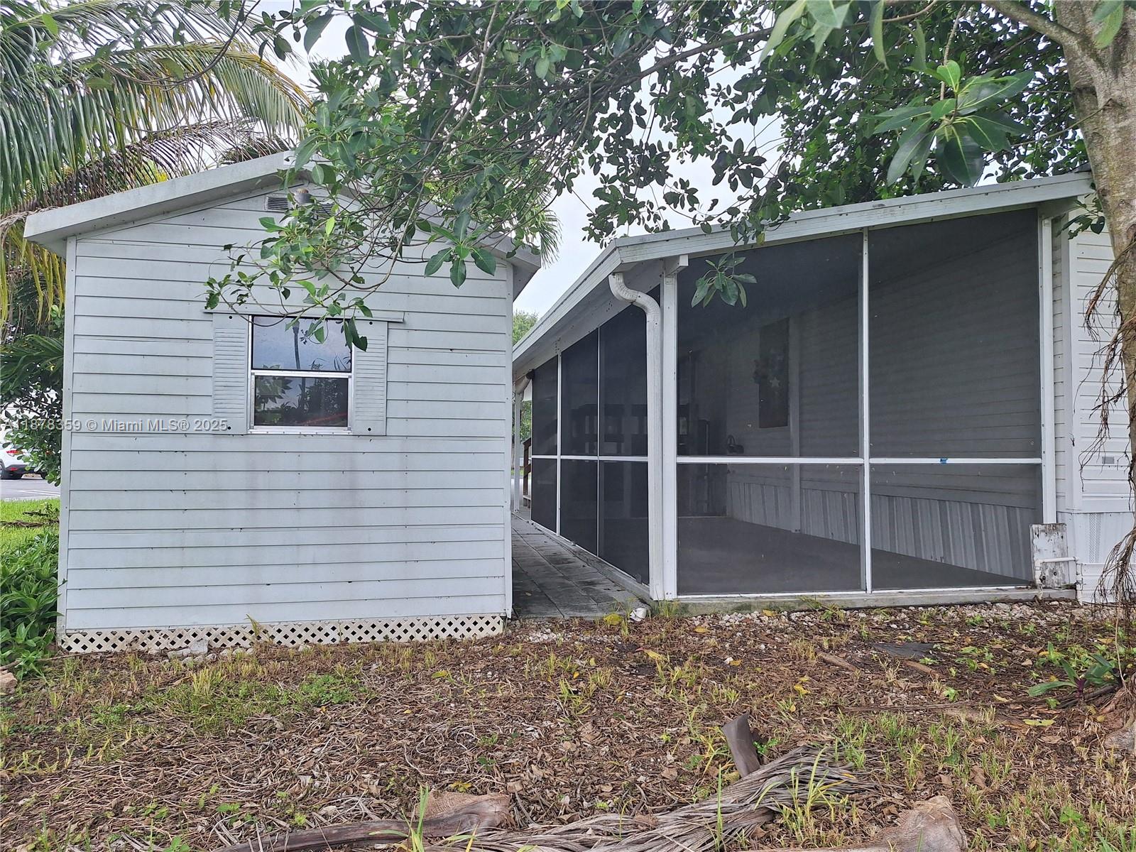 GATEWAY WEST CONDO - Residential