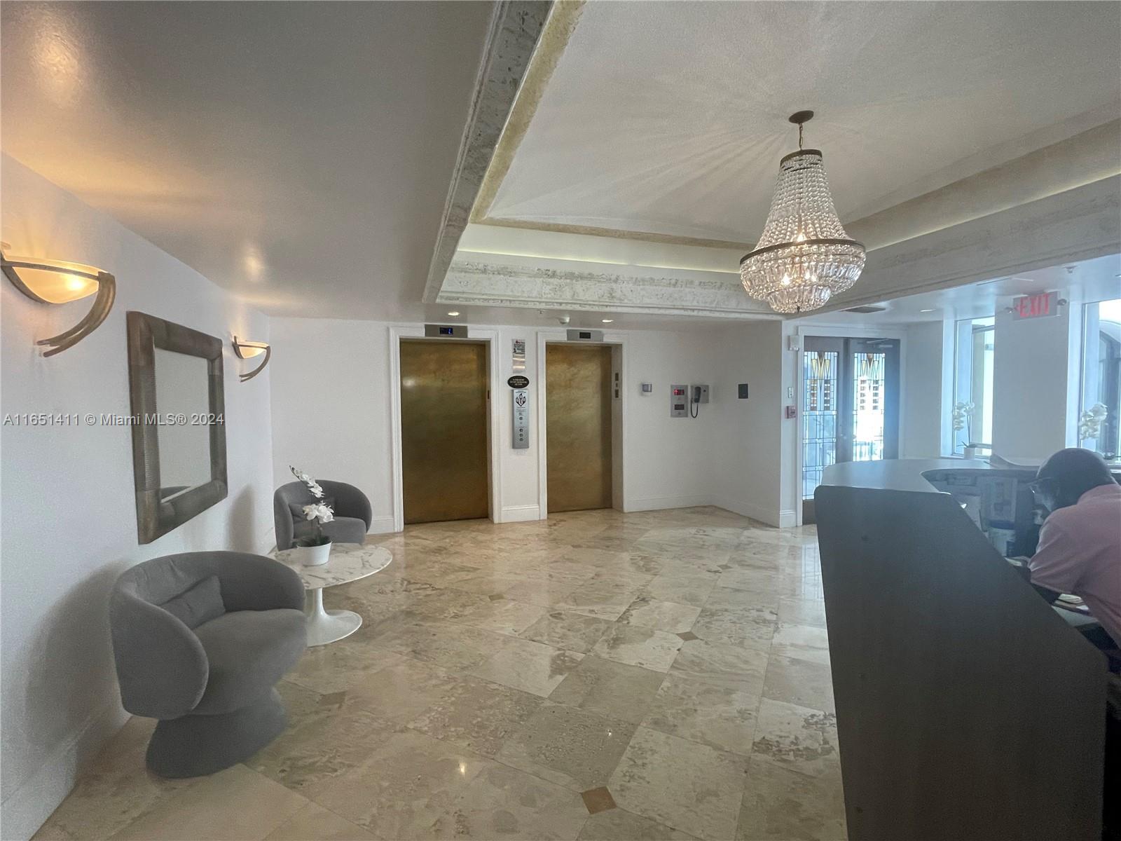 CARLISLE ON THE OCEAN CON - Residential Lease
