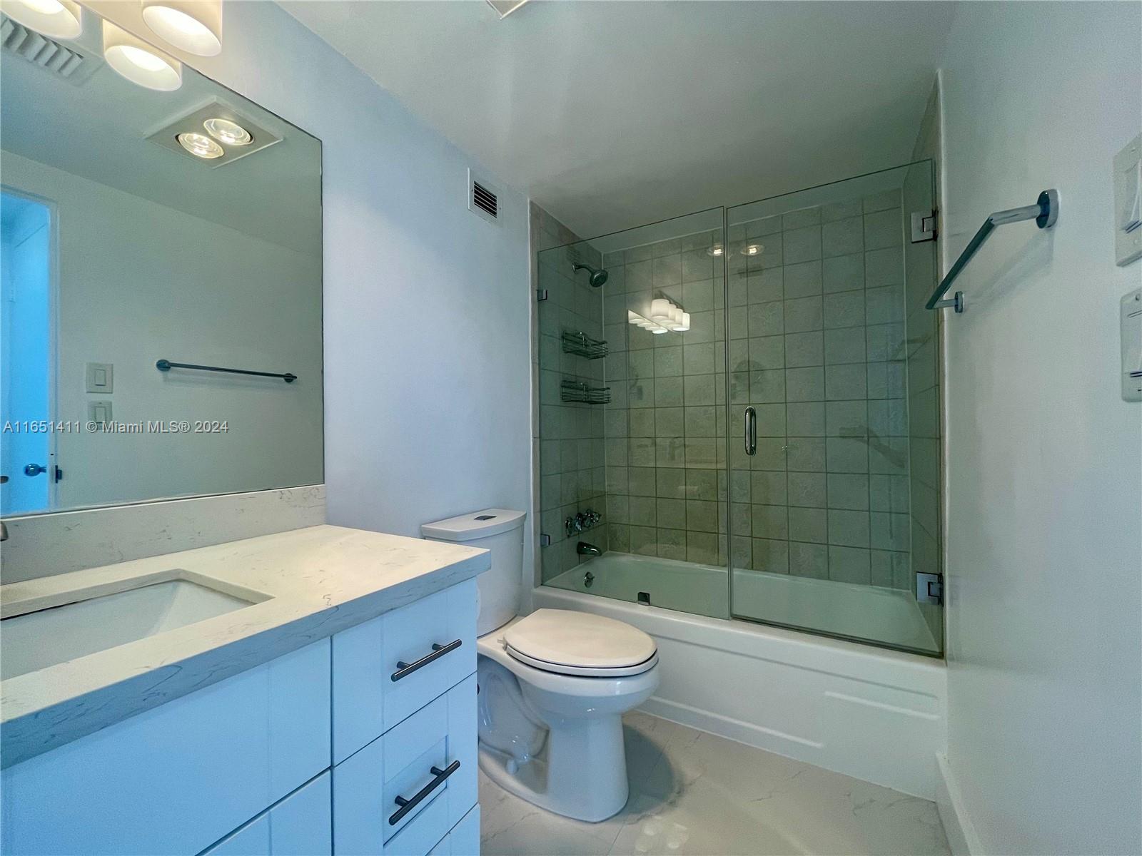 CARLISLE ON THE OCEAN CON - Residential Lease