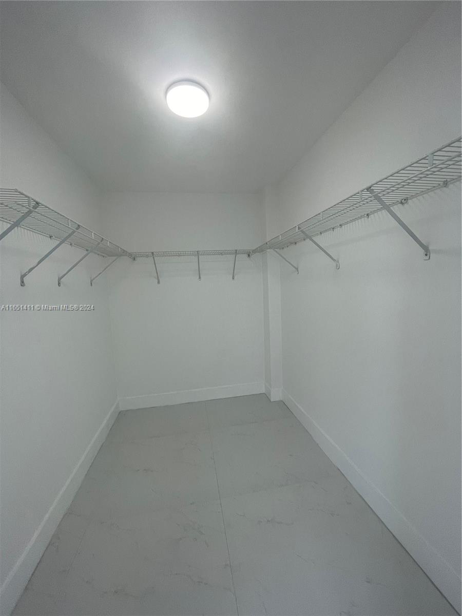 CARLISLE ON THE OCEAN CON - Residential Lease