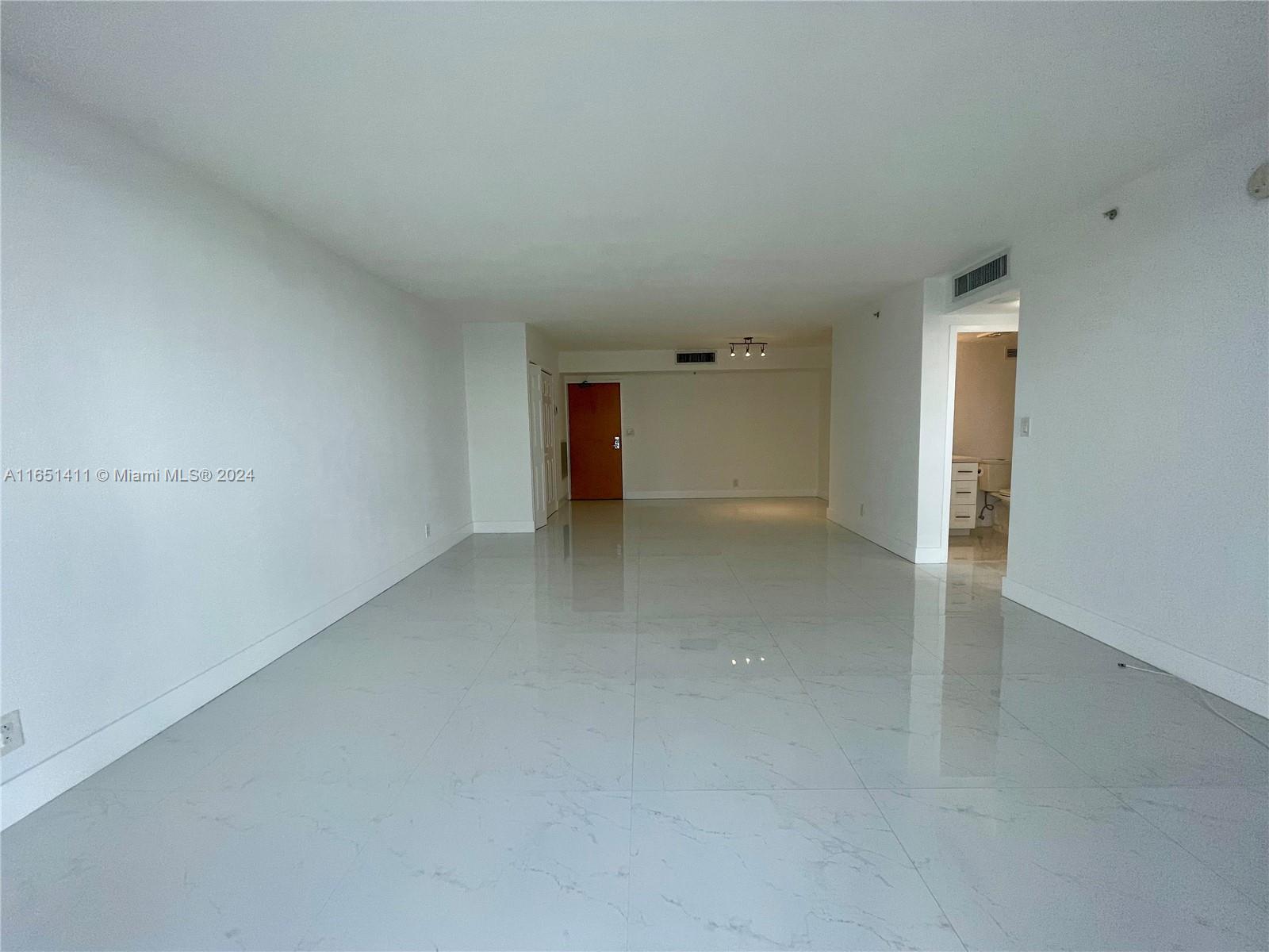 CARLISLE ON THE OCEAN CON - Residential Lease