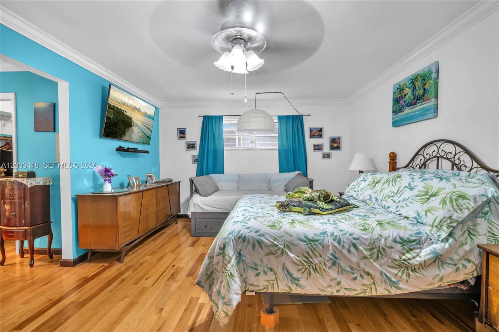 HOLLYWOOD HILLS AMEN PLAT - Residential