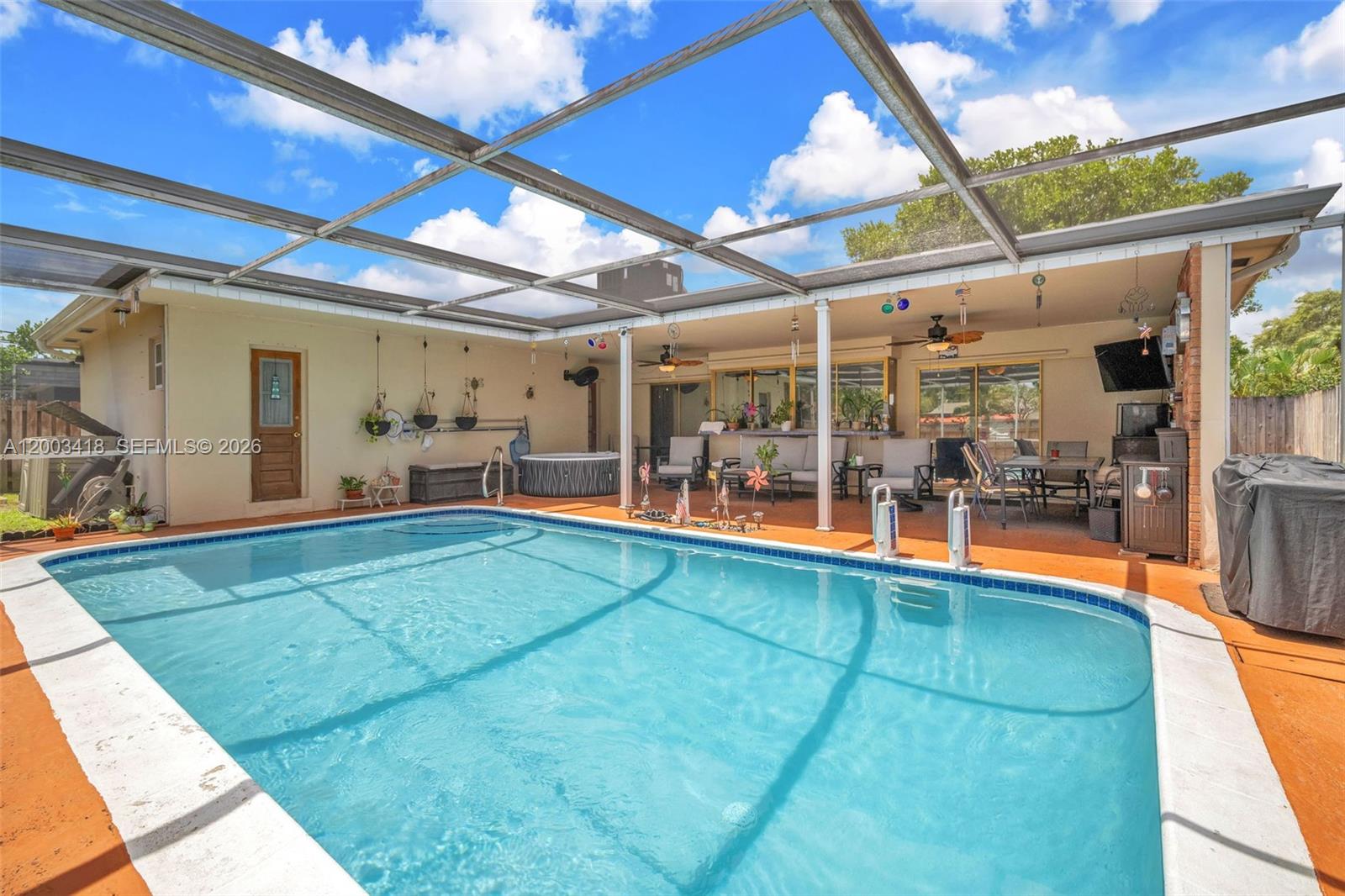 HOLLYWOOD HILLS AMEN PLAT - Residential