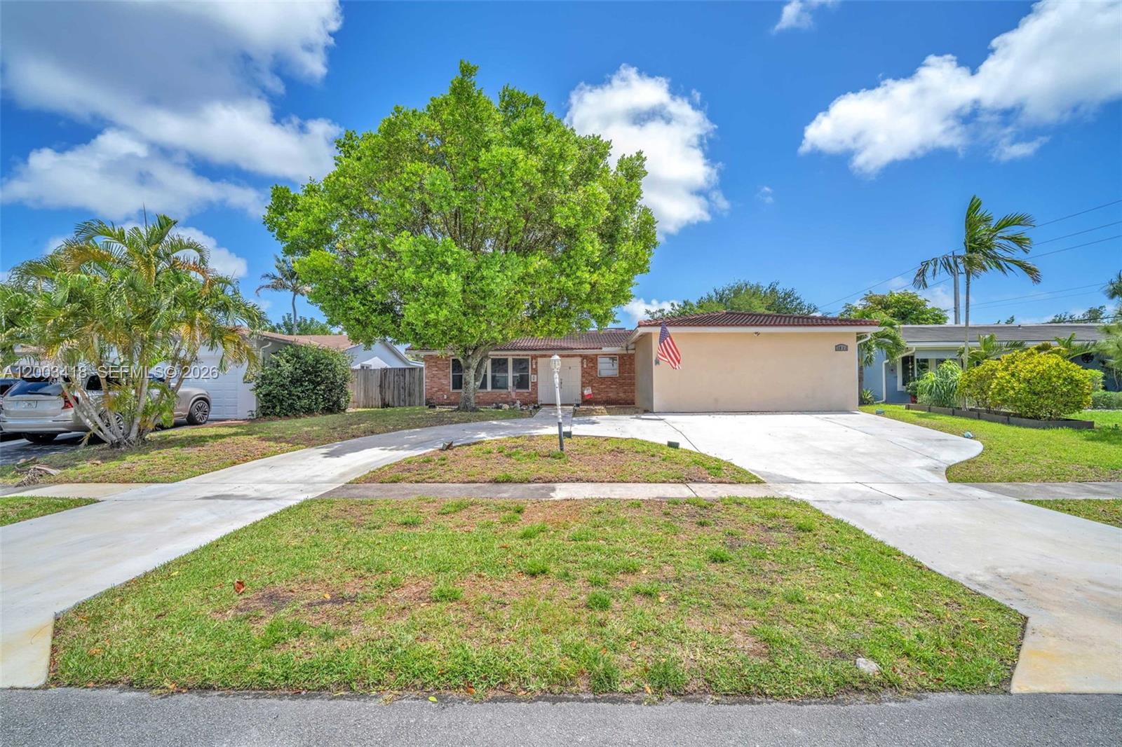 HOLLYWOOD HILLS AMEN PLAT - Residential