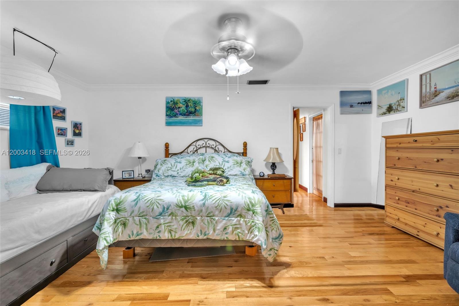 HOLLYWOOD HILLS AMEN PLAT - Residential