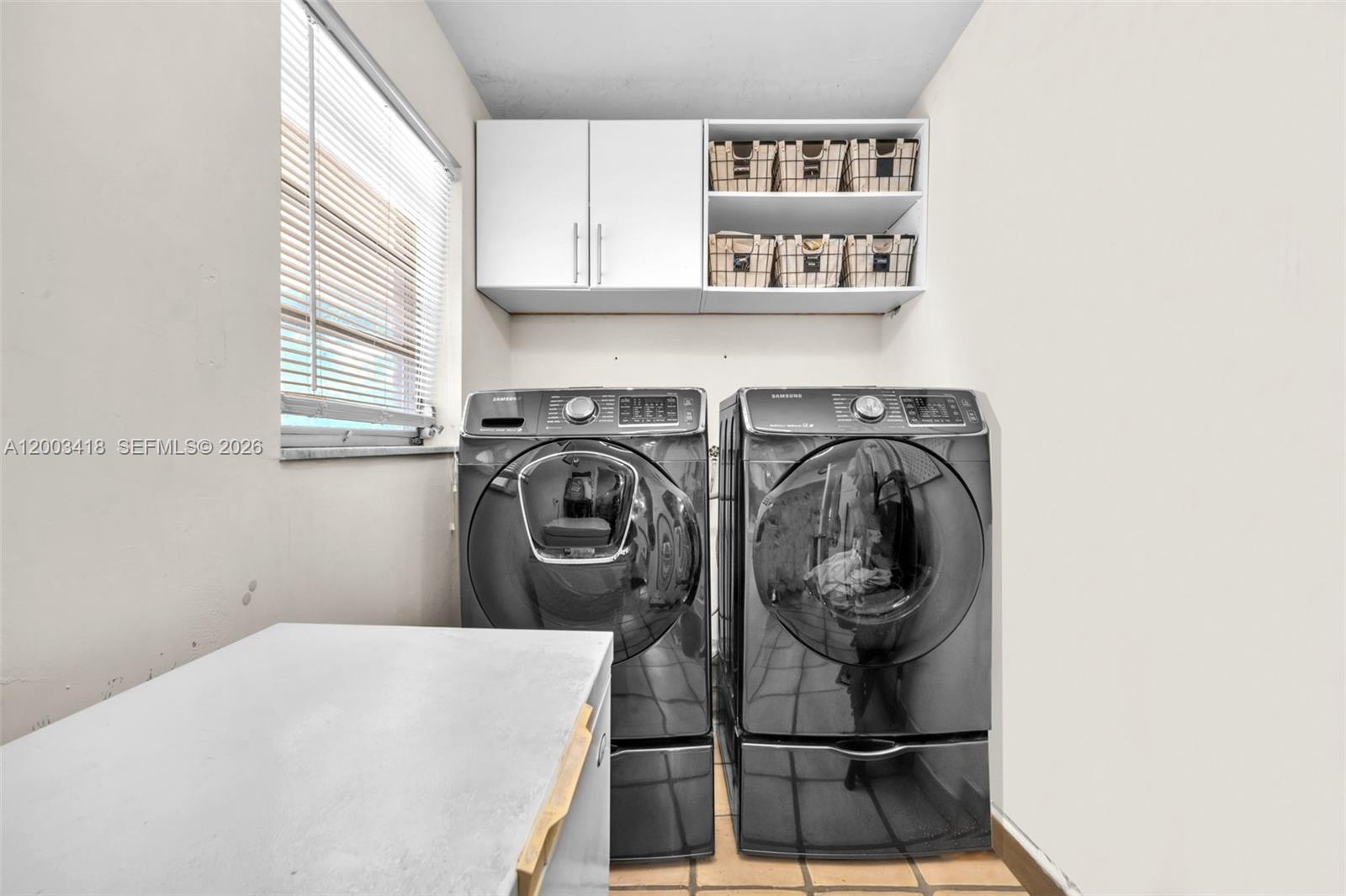 HOLLYWOOD HILLS AMEN PLAT - Residential