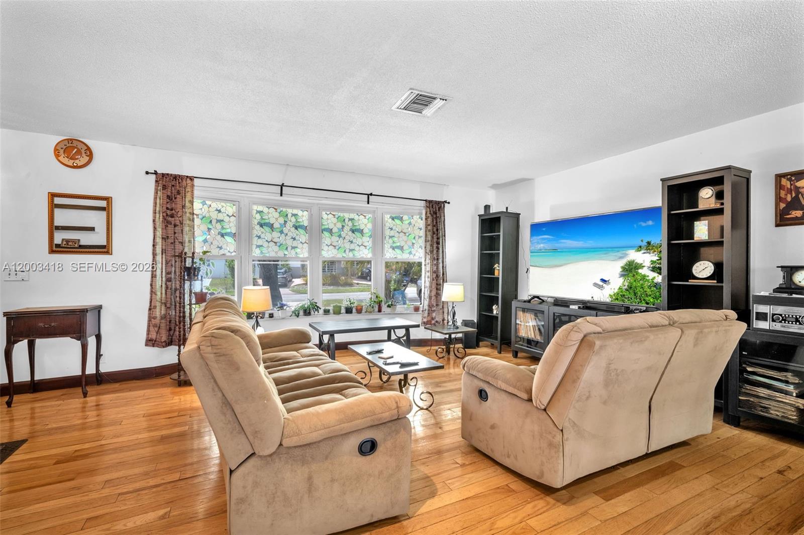 HOLLYWOOD HILLS AMEN PLAT - Residential