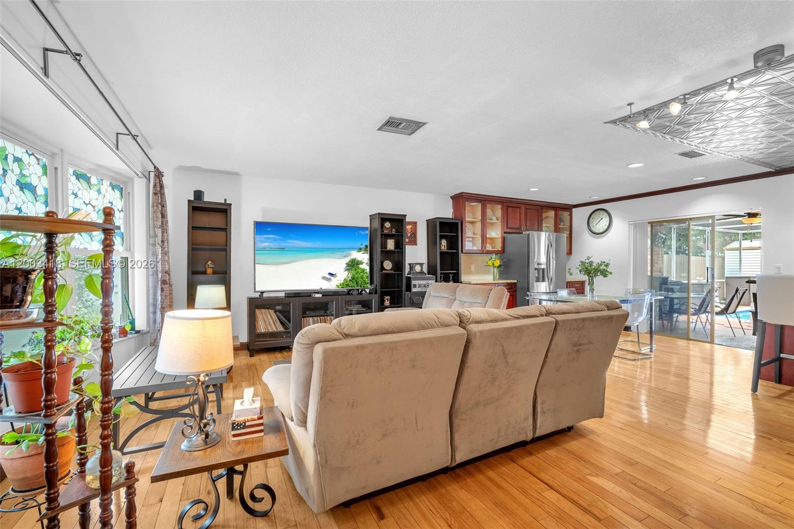 HOLLYWOOD HILLS AMEN PLAT - Residential