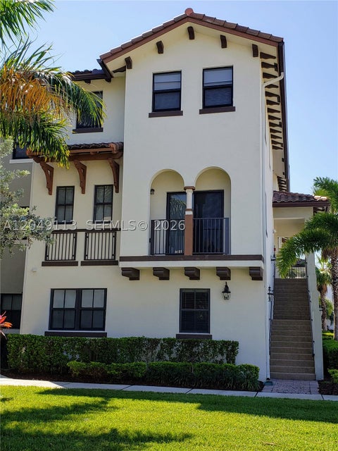 Photo of 10620 NW 88th St #223, Doral, FL 33178 (MLS # A12049113)