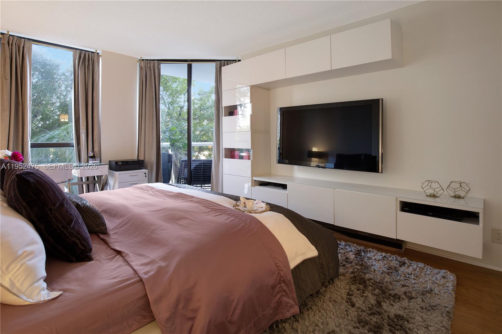 HARBORSIDE AT THE WATERWA - Residential