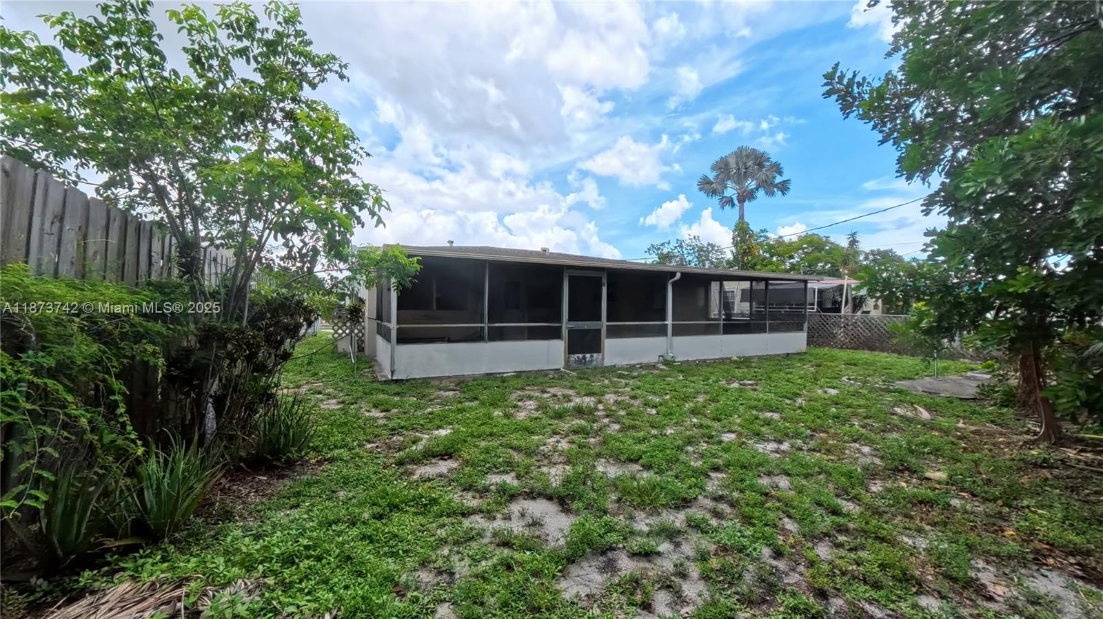 NORTH ANDREWS TERRACE FIR - Residential