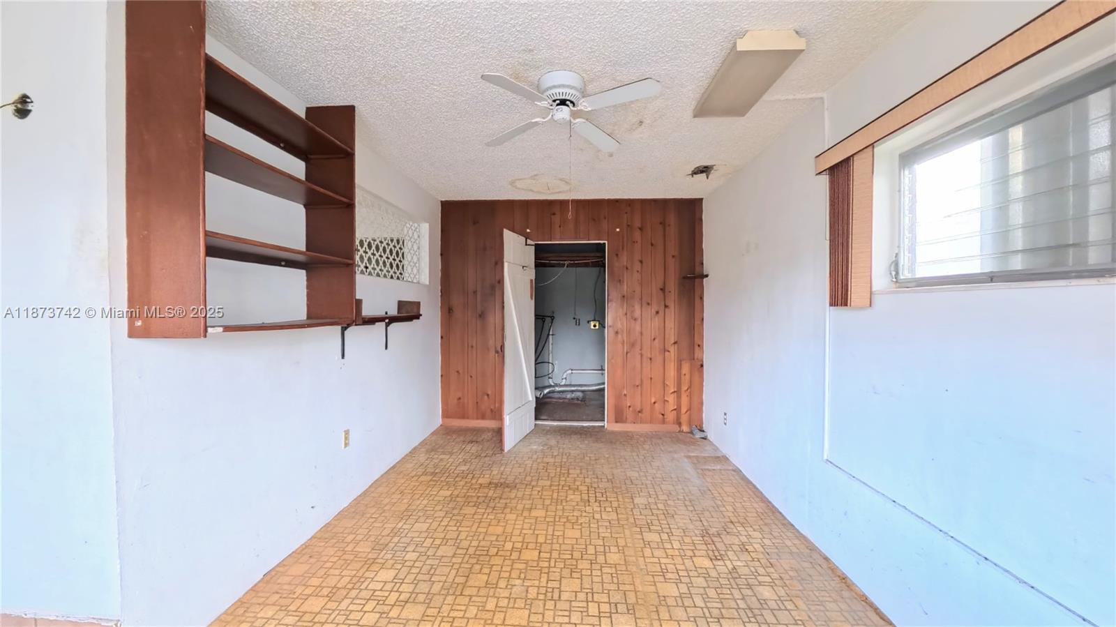 NORTH ANDREWS TERRACE FIR - Residential