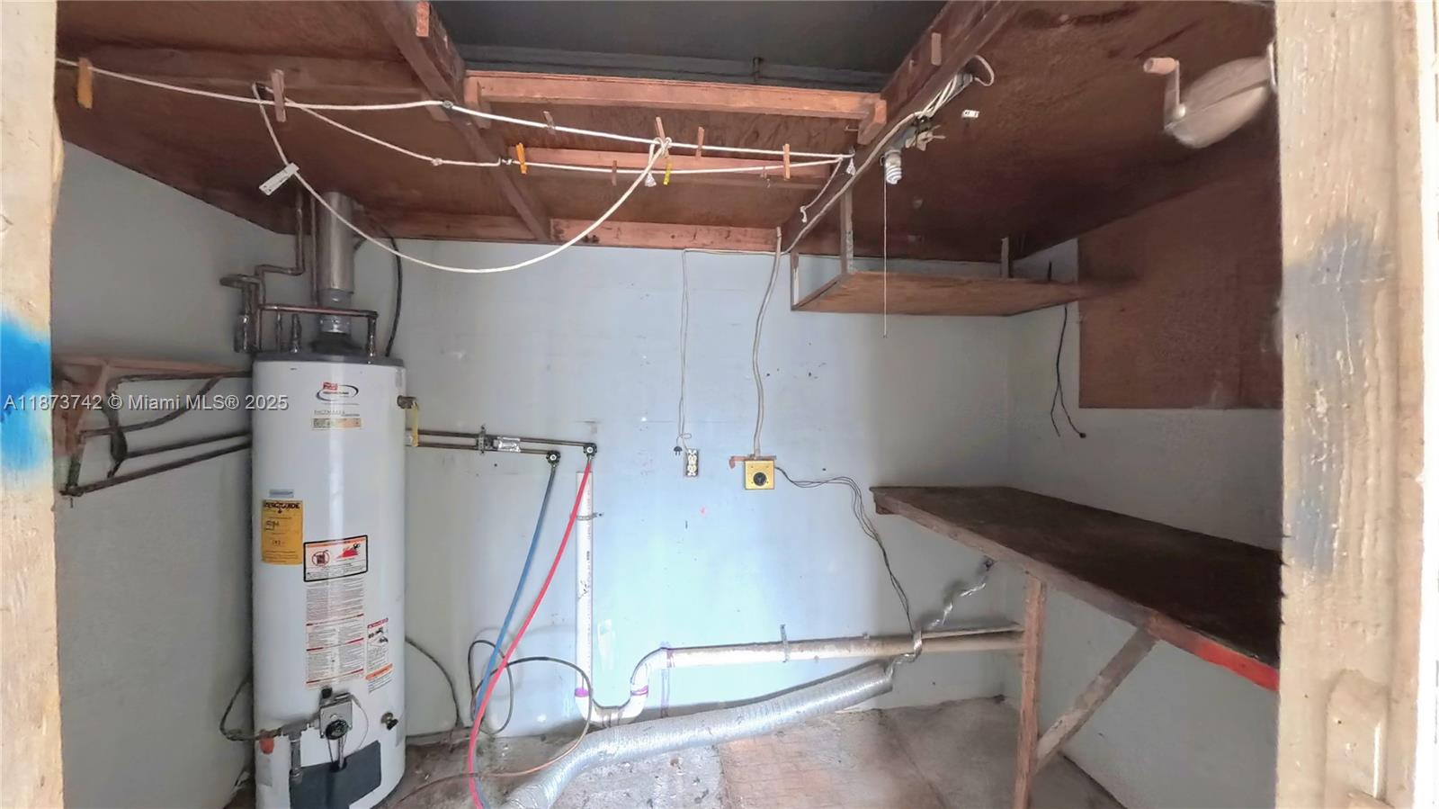 NORTH ANDREWS TERRACE FIR - Residential