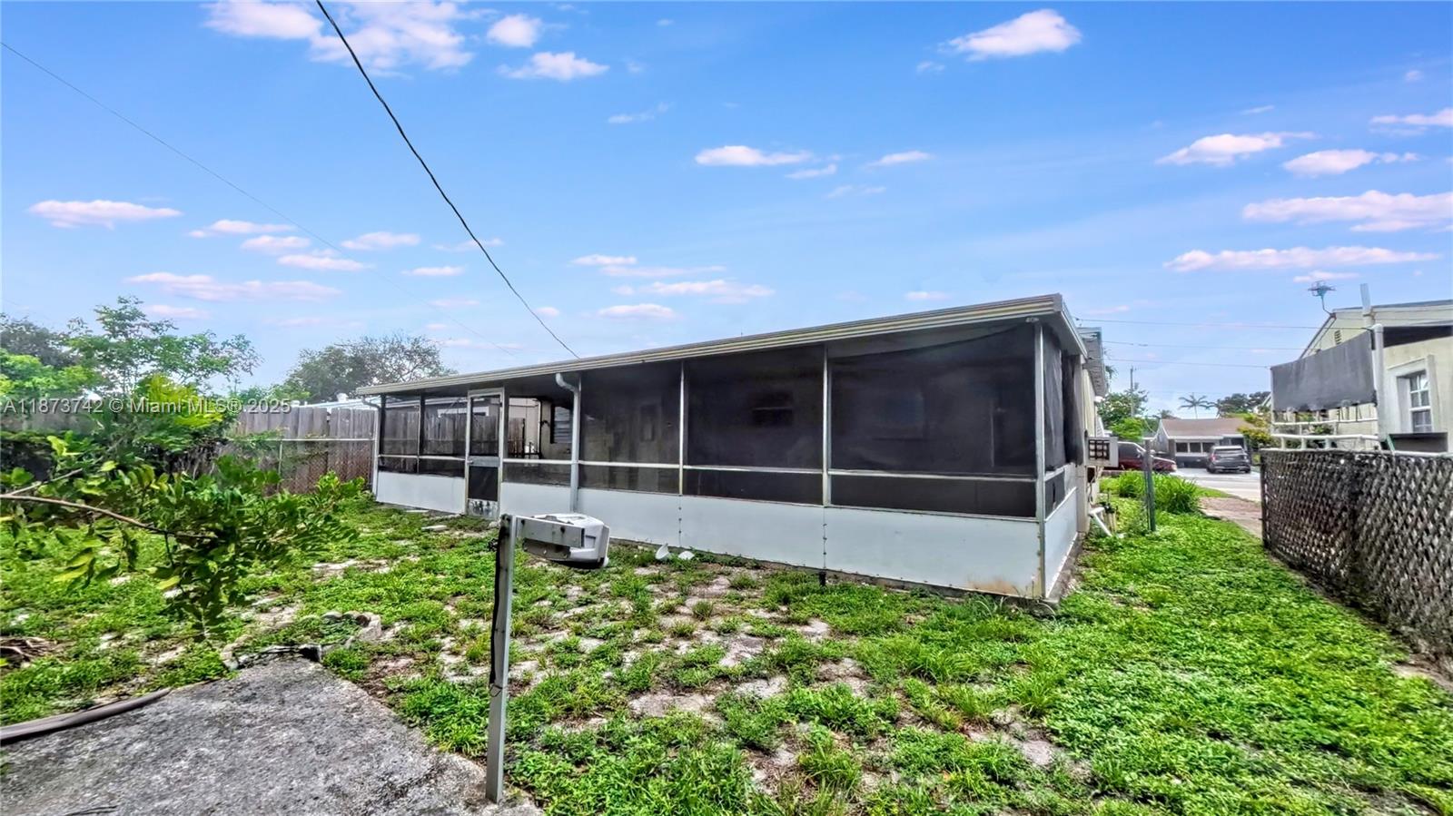 NORTH ANDREWS TERRACE FIR - Residential