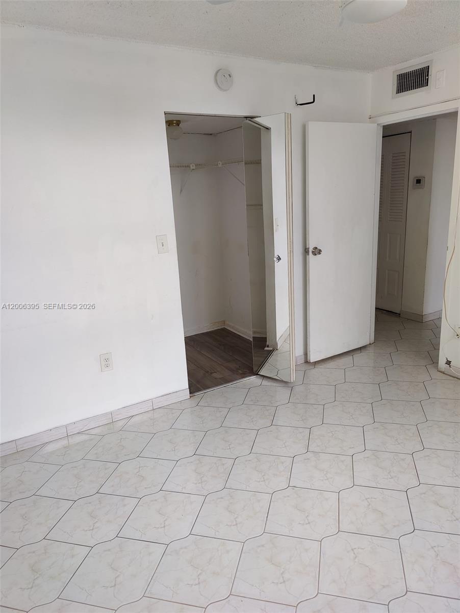 COURTYARDS OF BROWARD CON - Residential