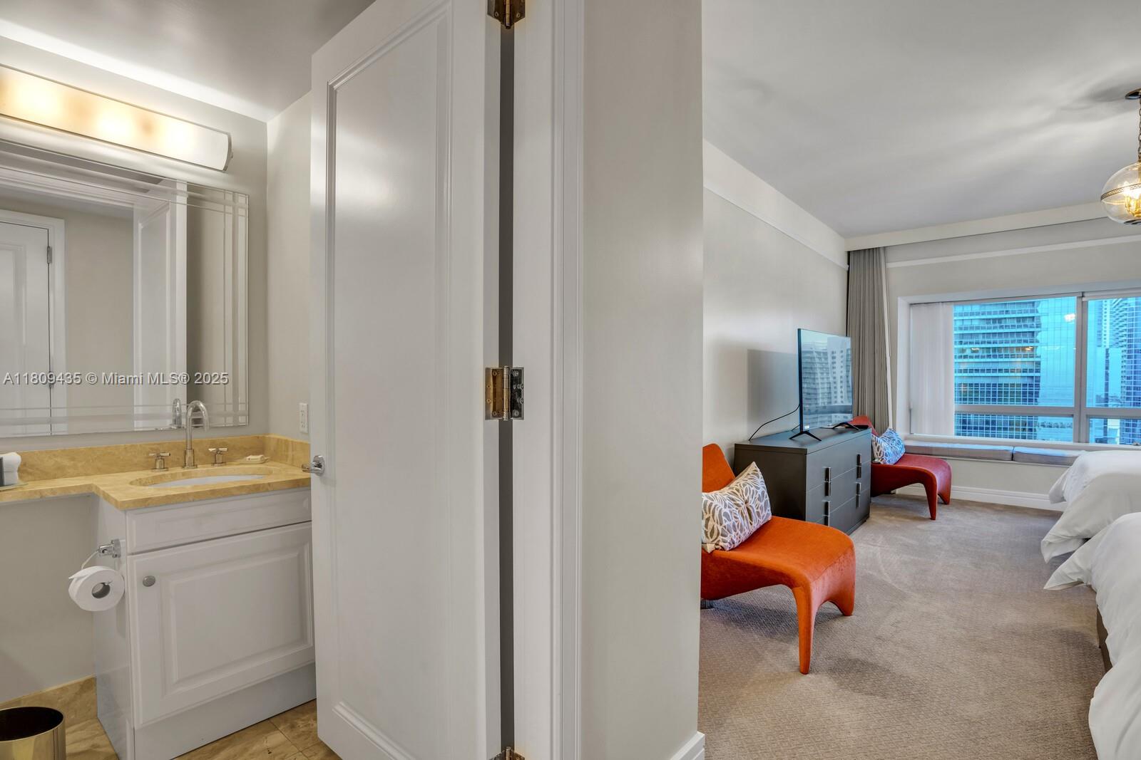 MILLENNIUM TOWER CONDOMIN - Residential