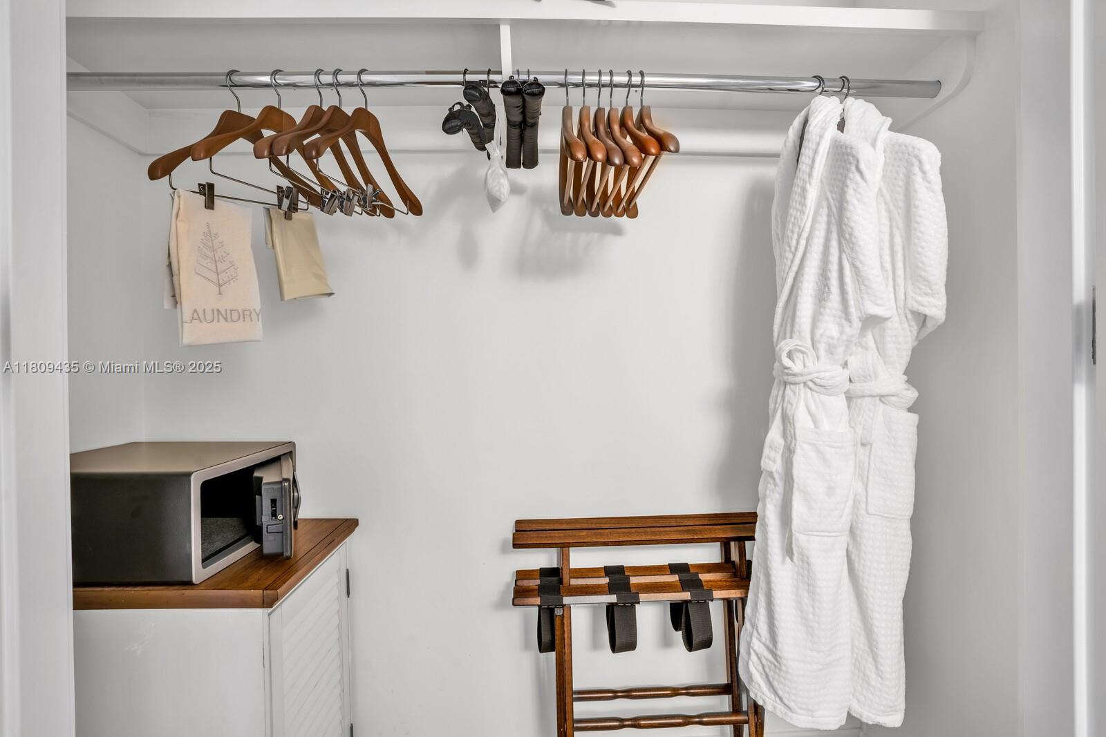 MILLENNIUM TOWER CONDOMIN - Residential