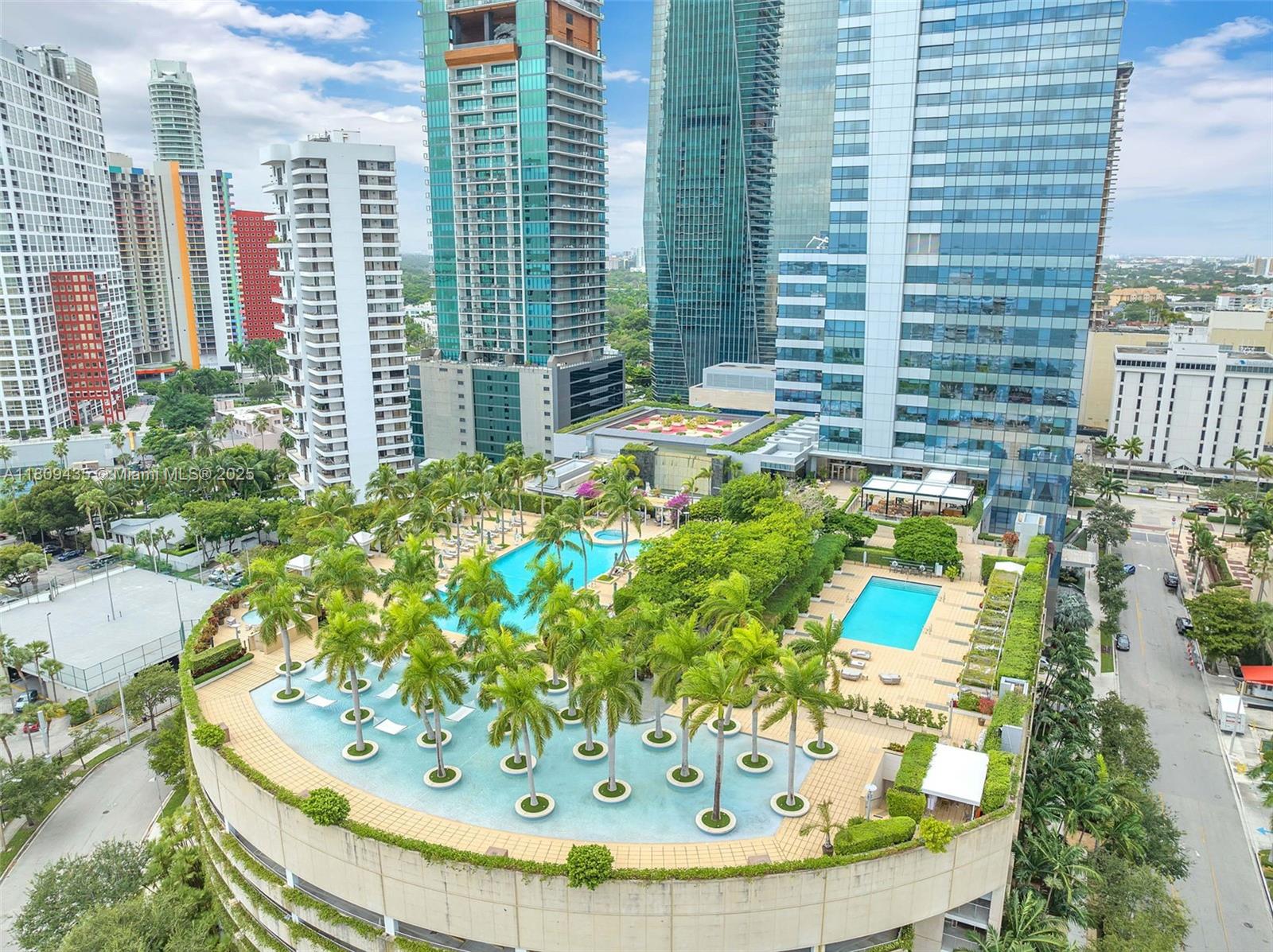 MILLENNIUM TOWER CONDOMIN - Residential