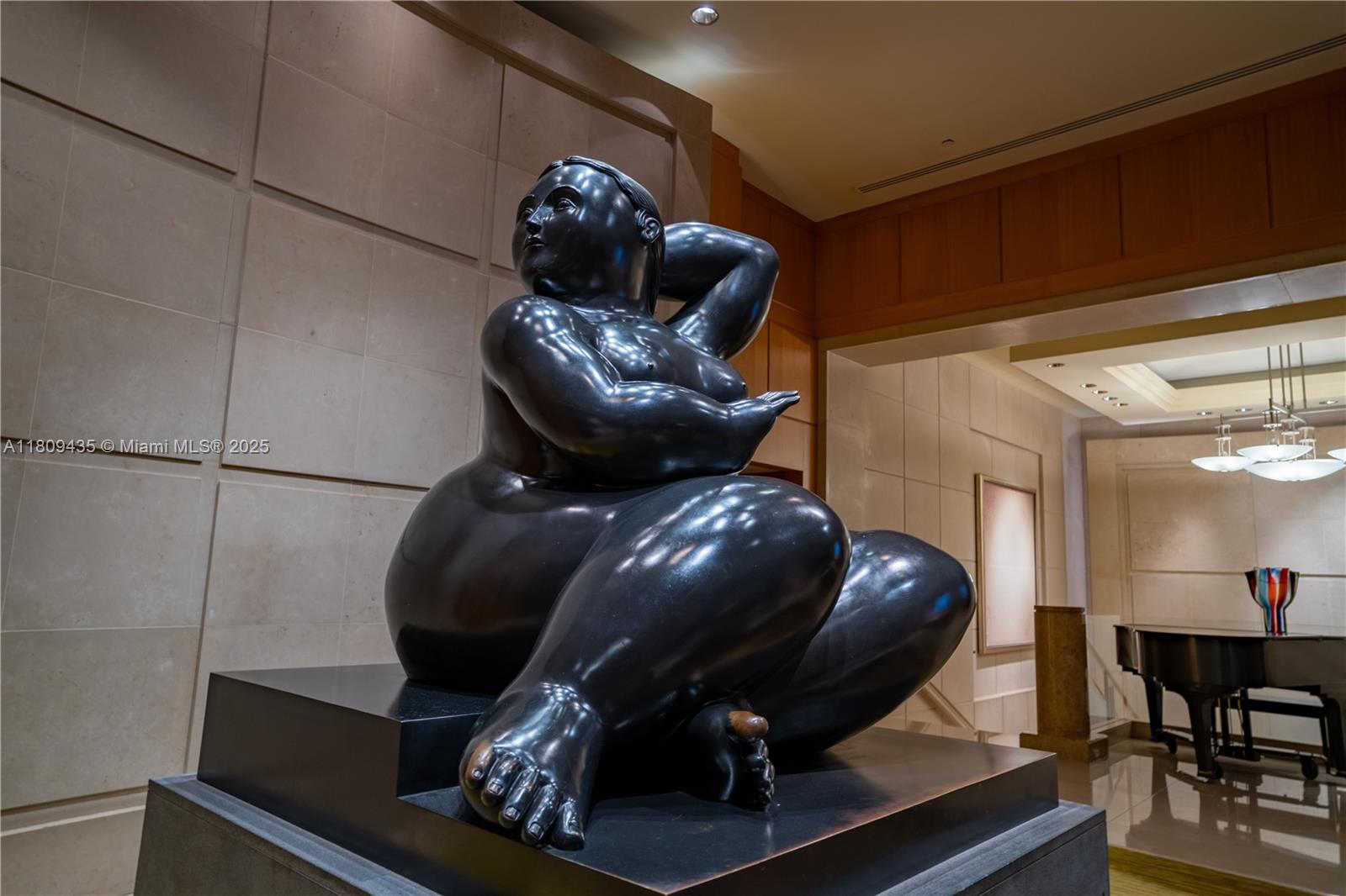 MILLENNIUM TOWER CONDOMIN - Residential