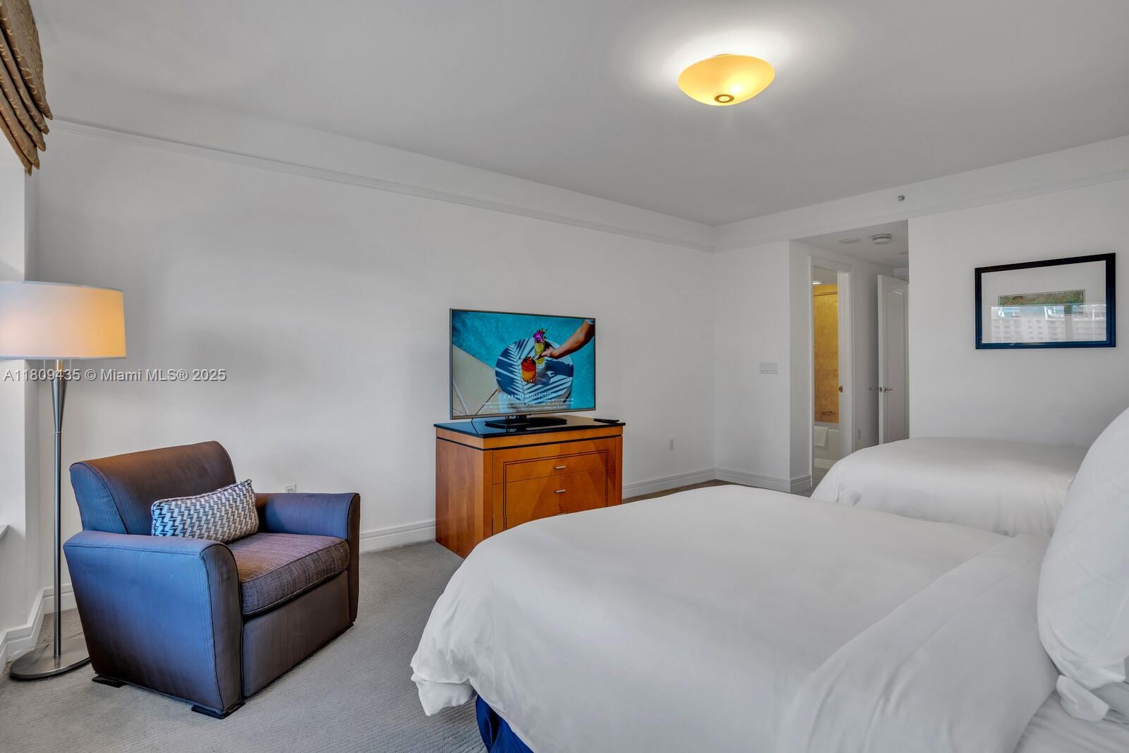 MILLENNIUM TOWER CONDOMIN - Residential