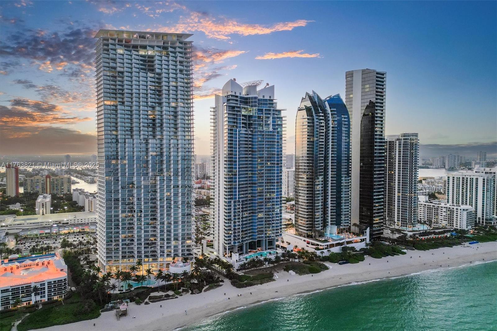 JADE BEACH - Residential