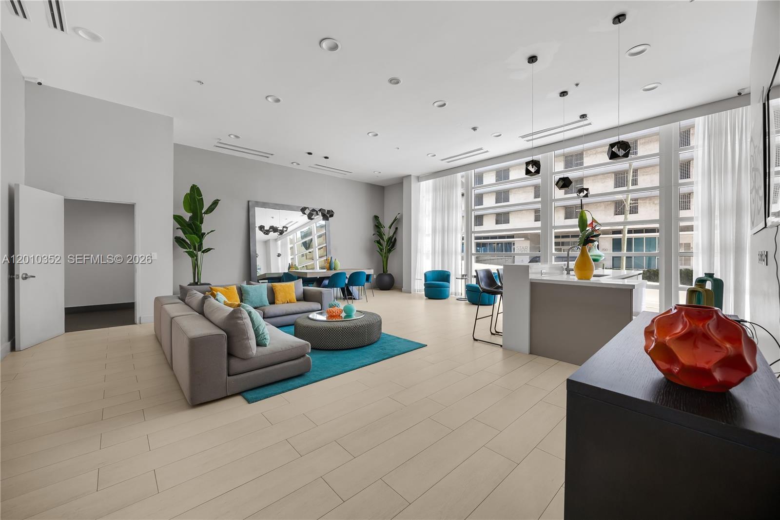 ONYX ON THE BAY CONDO - Residential