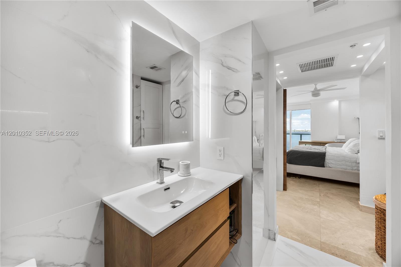 ONYX ON THE BAY CONDO - Residential