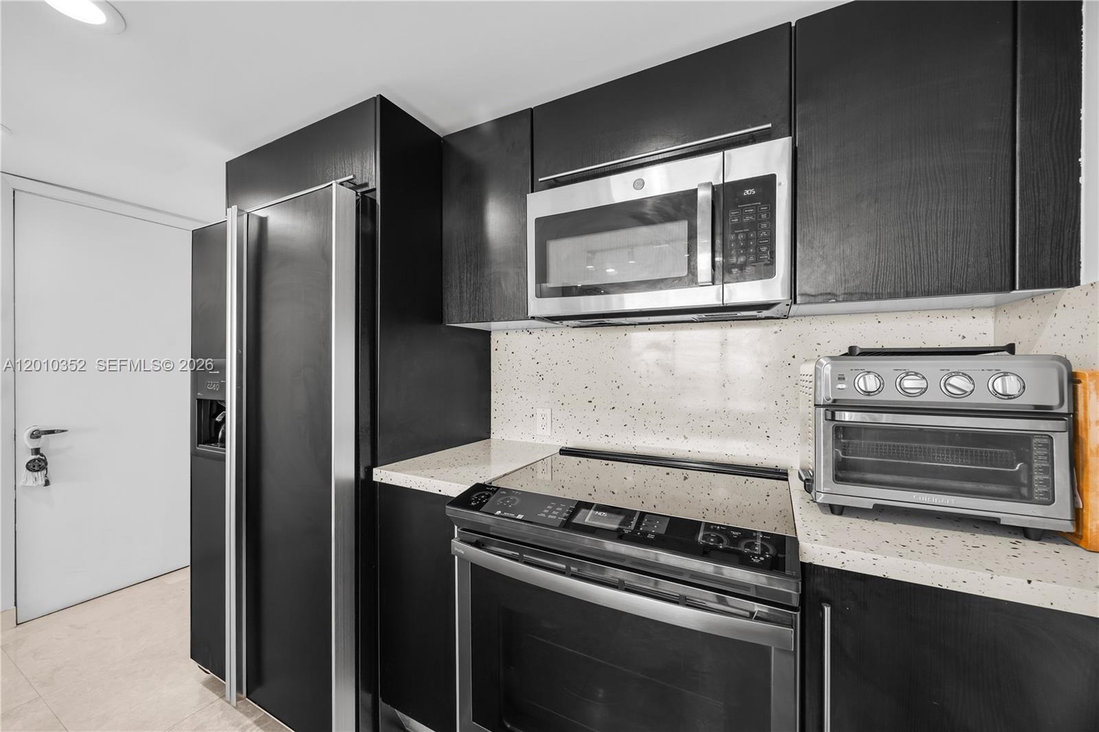 ONYX ON THE BAY CONDO - Residential