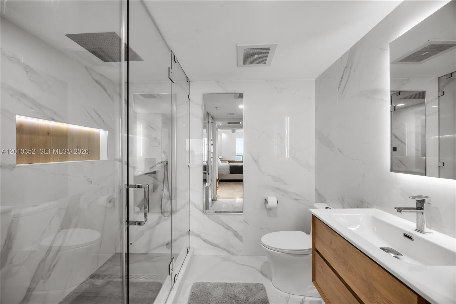 ONYX ON THE BAY CONDO - Residential