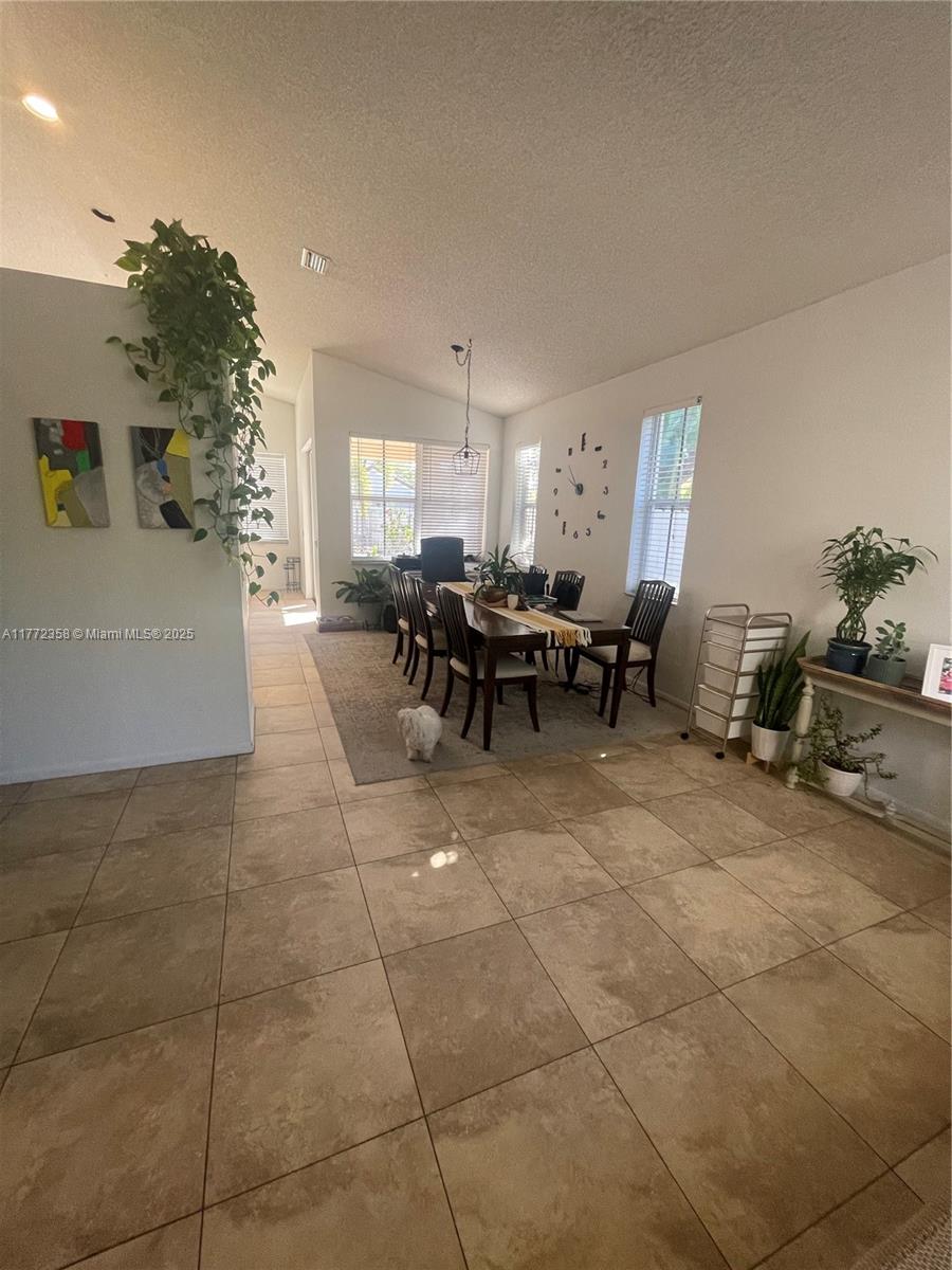 810 Chimney Rock Rd