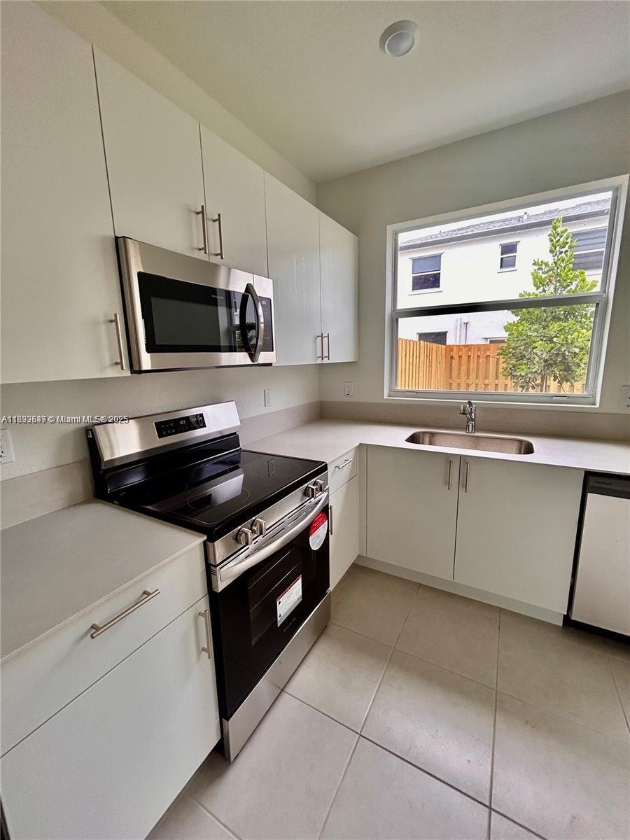 Del Mar - Residential Lease