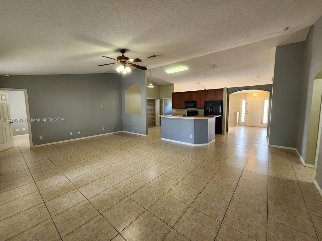 Photo of 316 SW Kestor Dr, Port Saint Lucie, FL 34953 (MLS # A11799902)